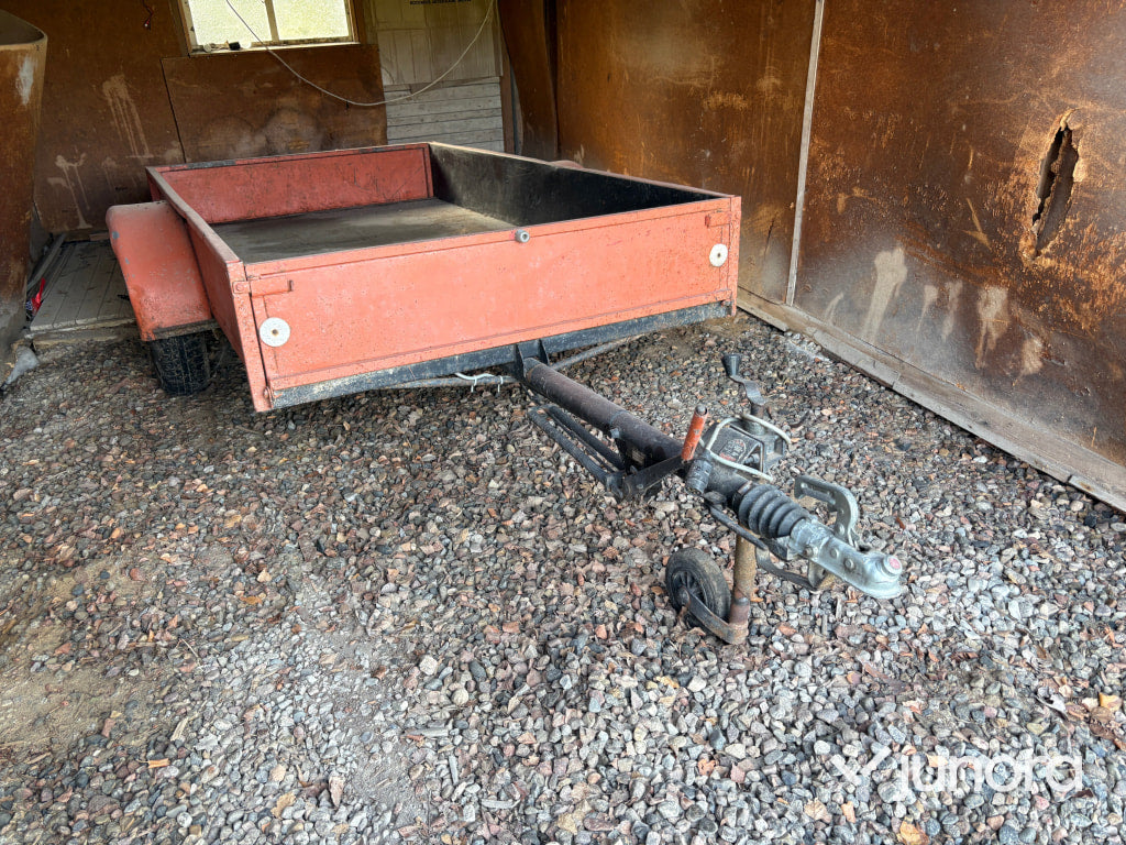 Trailer - Heby, 95
