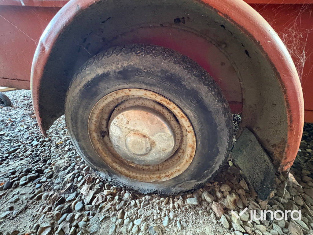 Trailer - Heby, 95