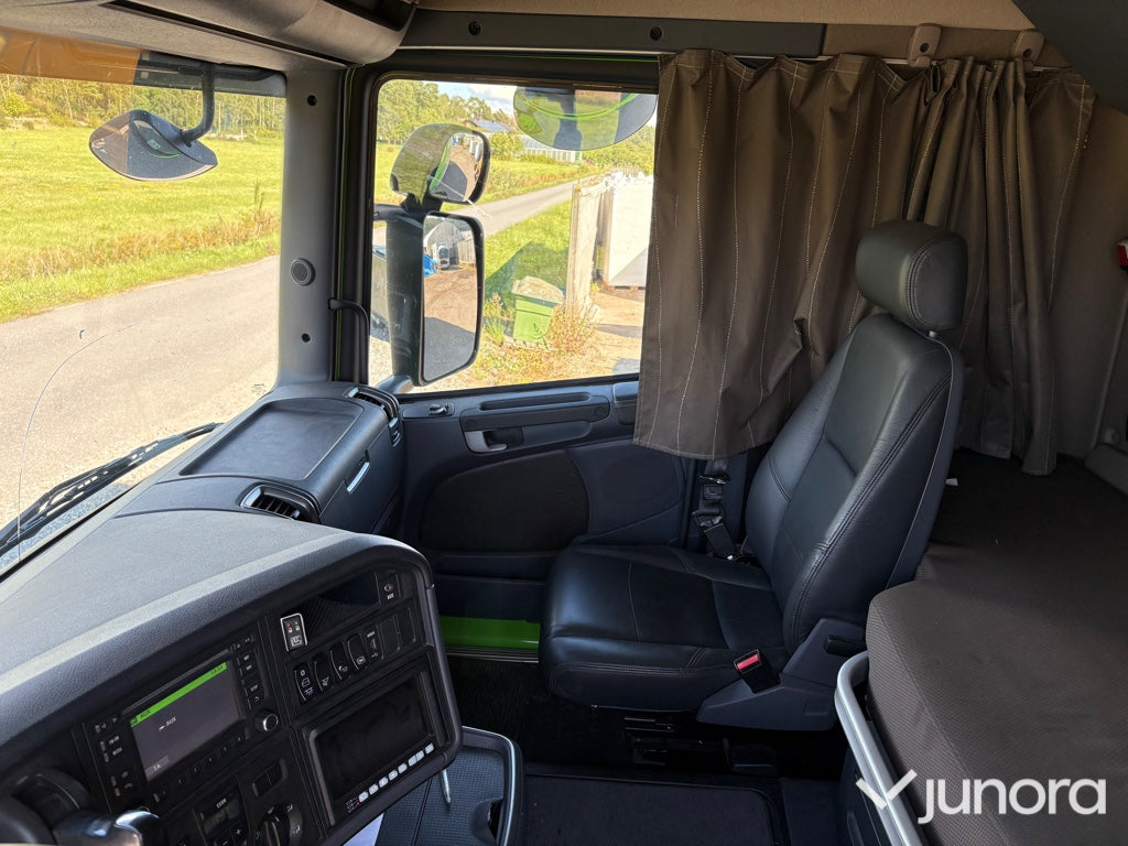 Lastbil Scania R450 6x2