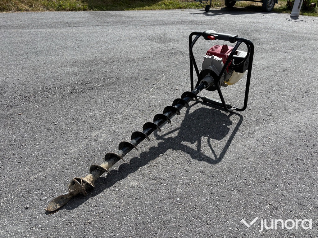 Jordborr NEA 560E