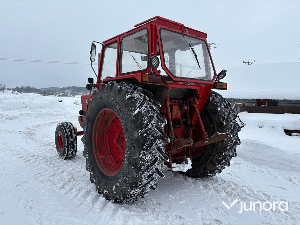 Traktor - Volvo BM T 800