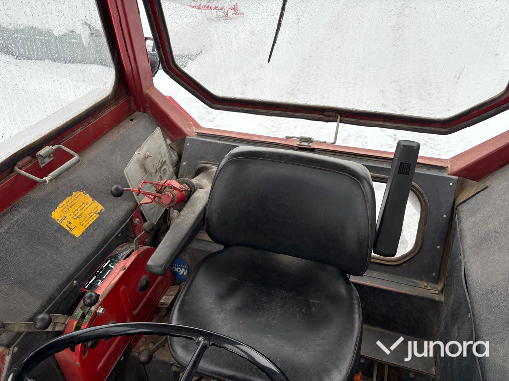 Traktor - Volvo BM T 800