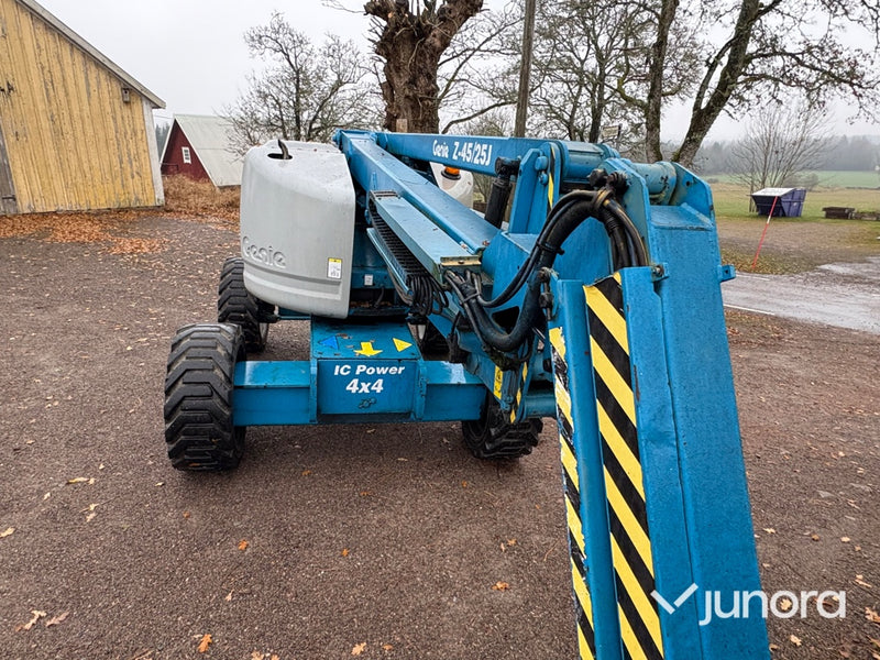 Bomlift - Genie Z-45/25J