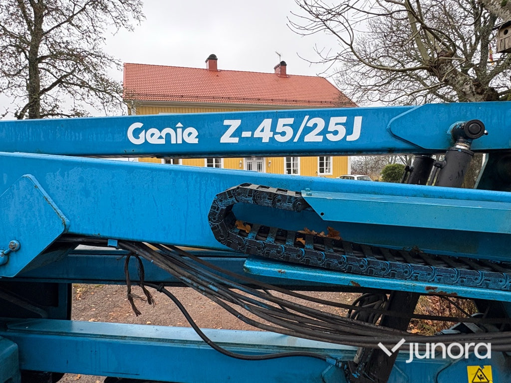 Bomlift - Genie Z-45/25J