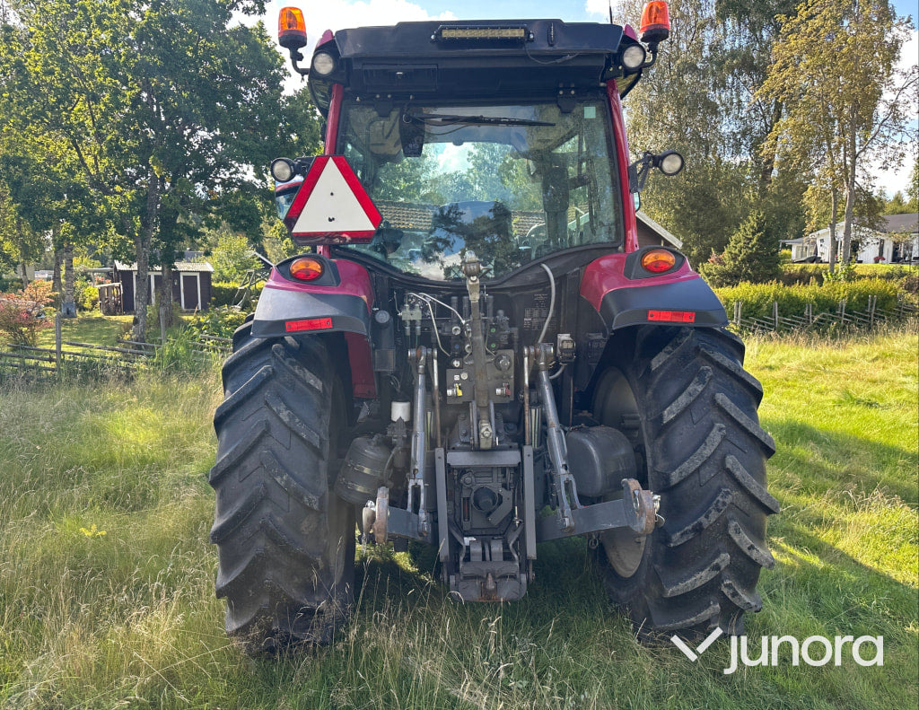 Traktor med lastare - Valtra, A134