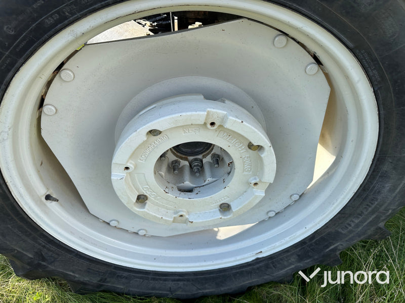 Valtra A134 med lastare