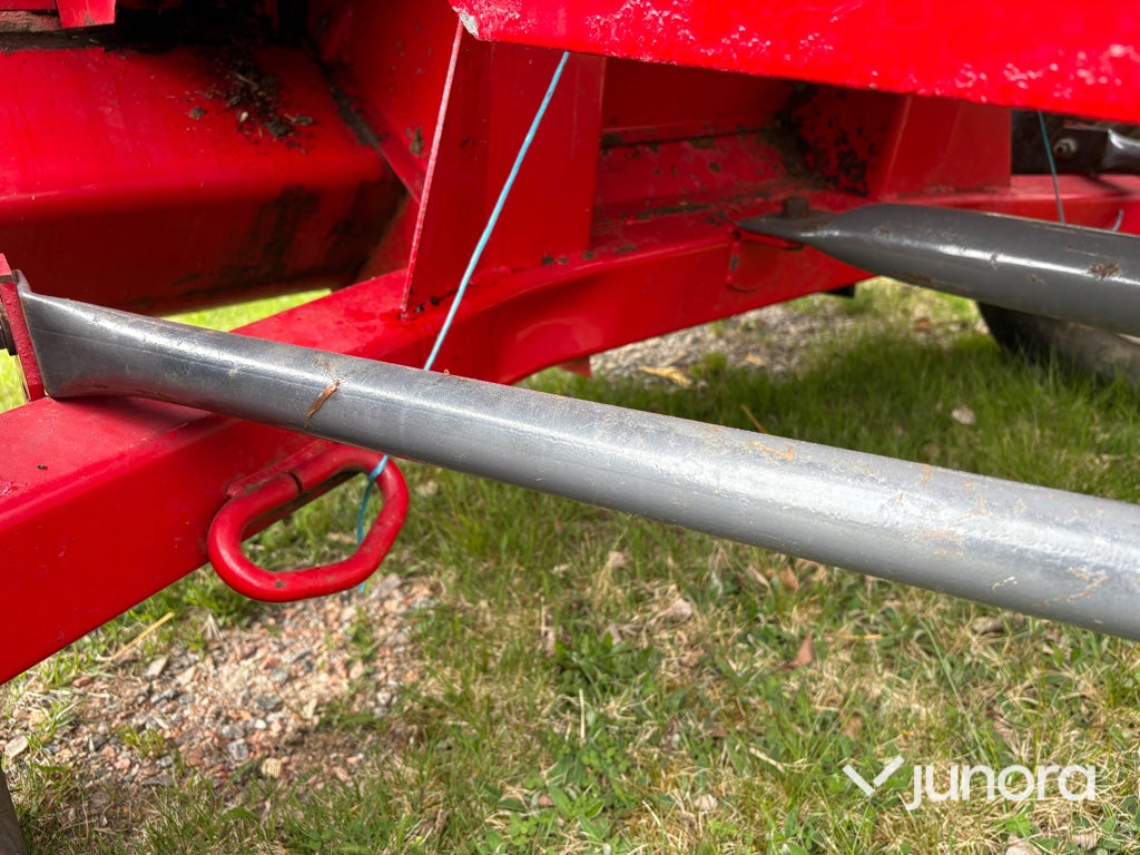 Balpress - Massey Ferguson, 1839