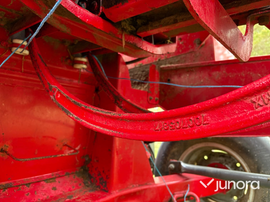 Balpress - Massey Ferguson, 1839