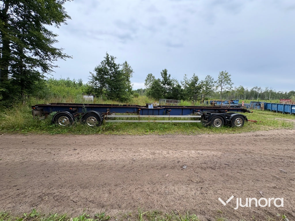 Släpvagn med rullflaksfästen – FORSS PARATOR S4-LA-125