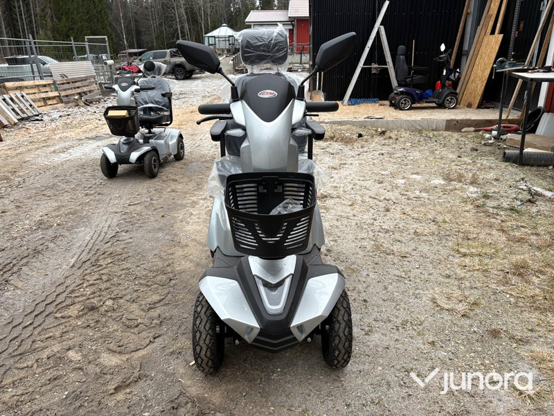 Promenadskoter - C.T.M HS-828