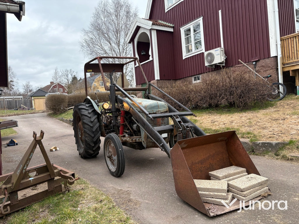 Traktor - Massey Ferguson, Grålle TEA-20