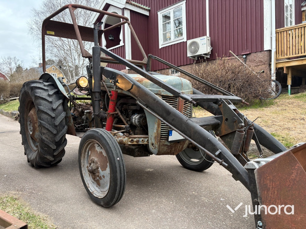Traktor - Massey Ferguson, Grålle TEA-20