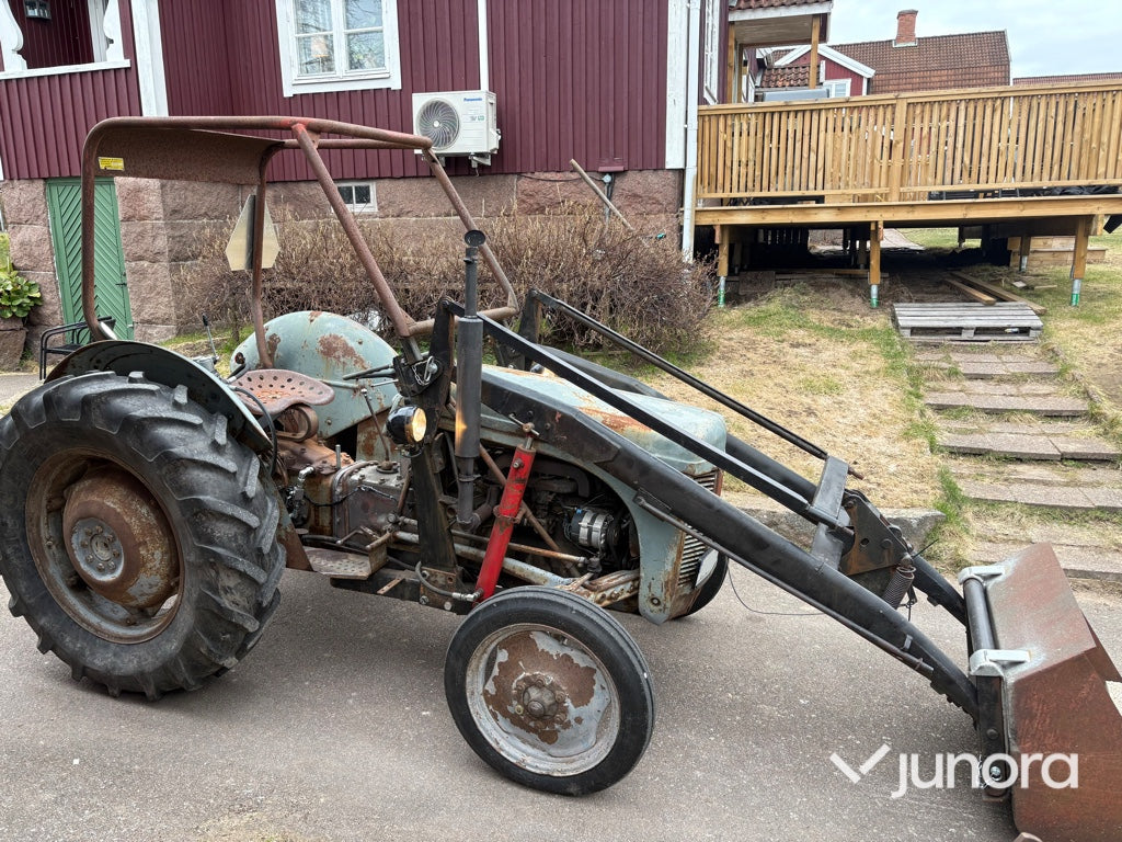 Traktor - Massey Ferguson, Grålle TEA-20