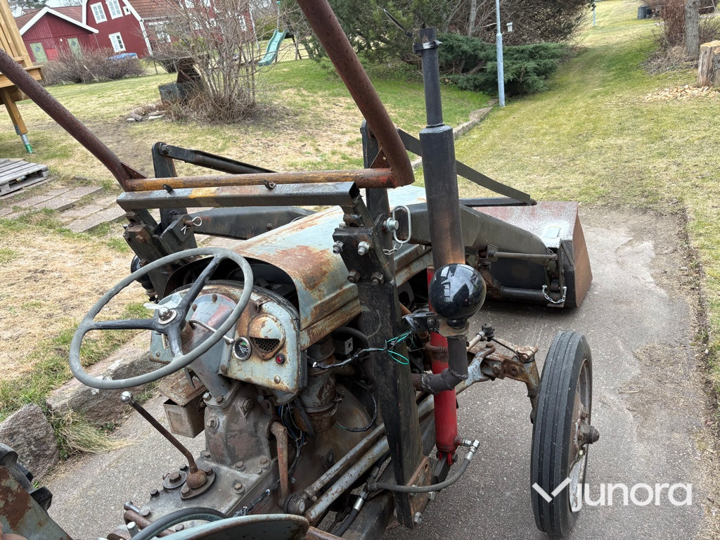 Traktor - Massey Ferguson, Grålle TEA-20
