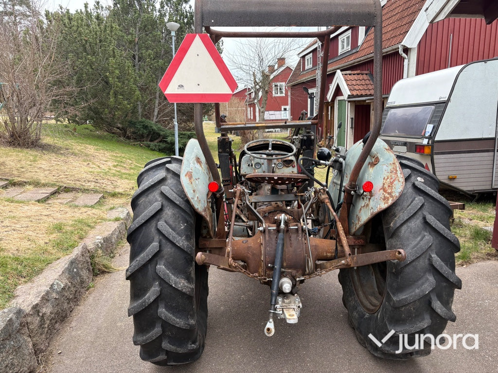 Traktor - Massey Ferguson, Grålle TEA-20