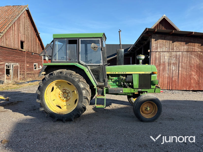 Traktor - John Deere, 3130