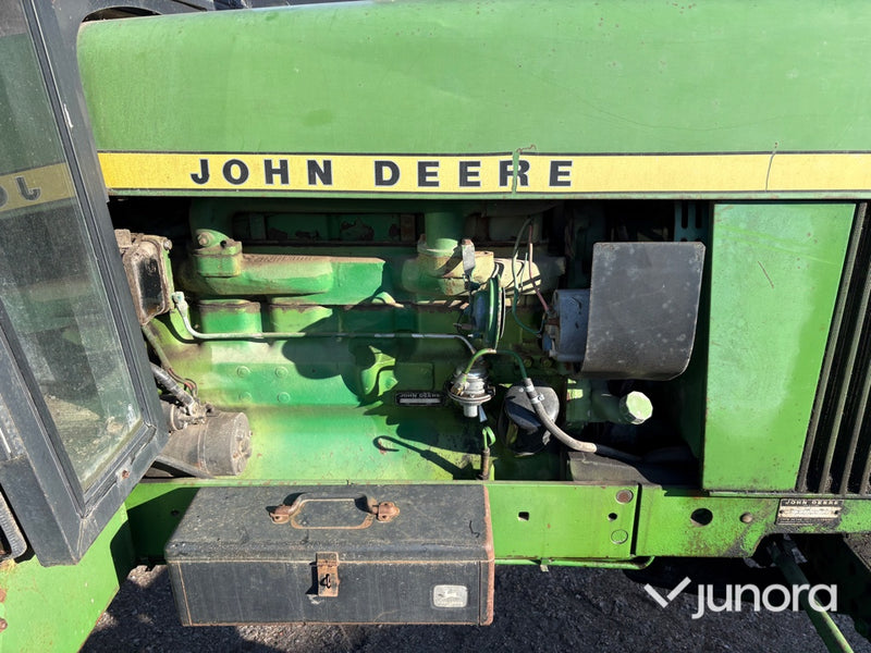 Traktor - John Deere, 3130