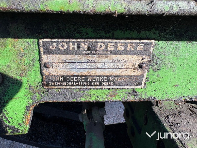 Traktor - John Deere, 3130