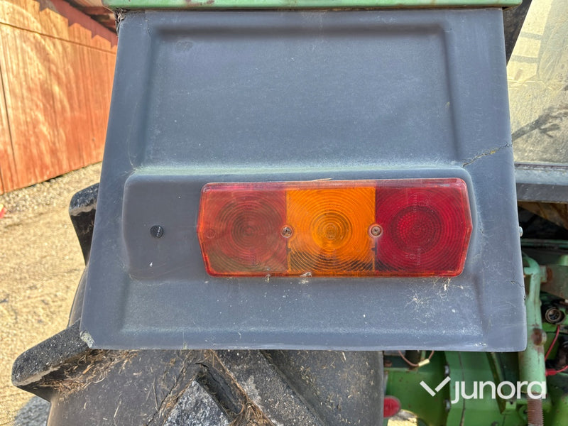 Traktor - John Deere, 3130