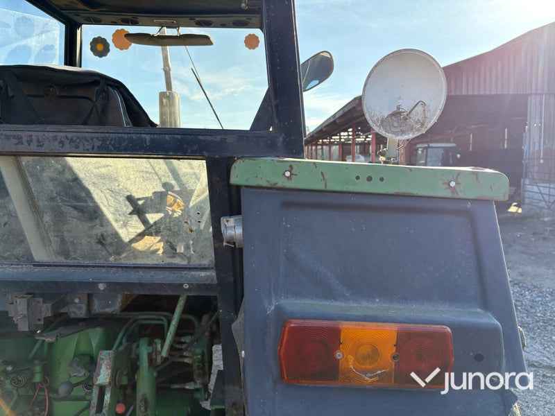 Traktor - John Deere, 3130