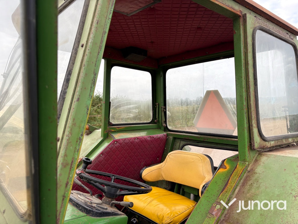 Veterantraktor John Deere 2120