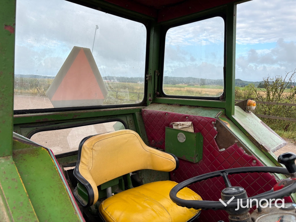 Veterantraktor John Deere 2120