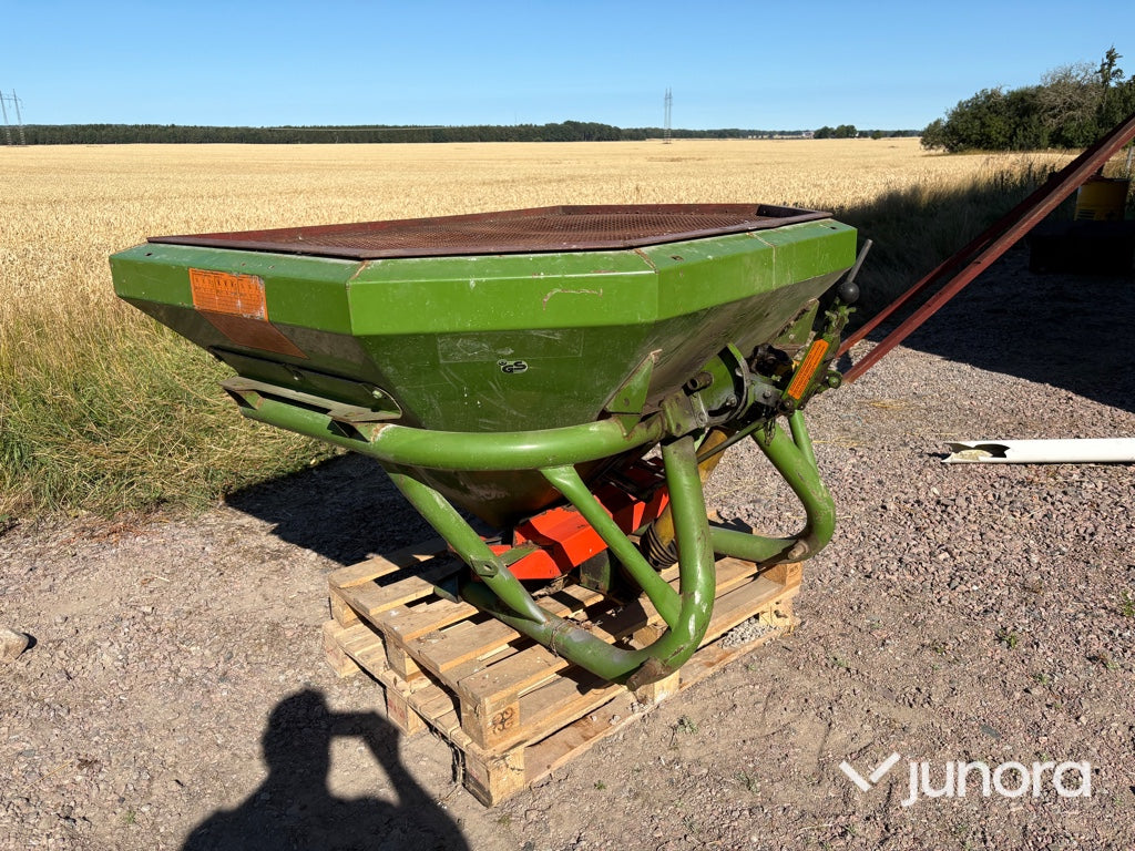 Gödningsspridare Amazone ZA-F 803