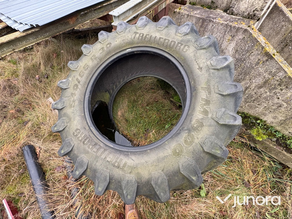 Traktordäck - Trelleborg 540/65 R30 TM 800