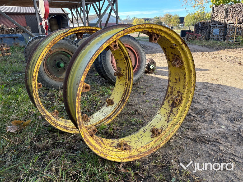 Traktorfälgar - John Deere, 13.6-38