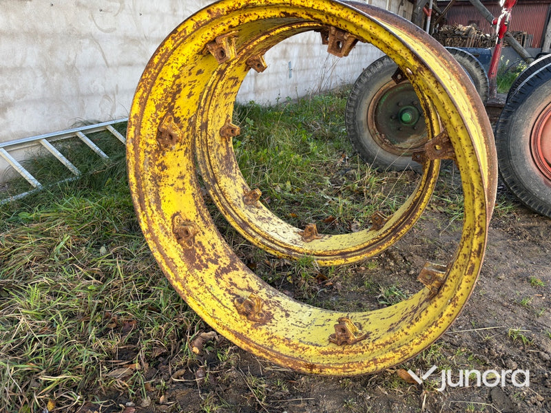 Traktorfälgar John Deere 13.6–38