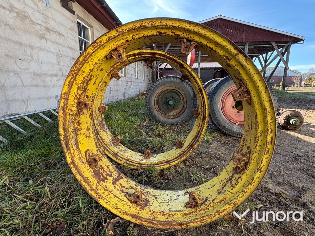 Traktorfälgar - John Deere, 13.6-38