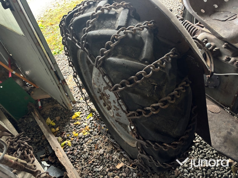 Traktor - Massey Ferguson TEA20 (Grålle)