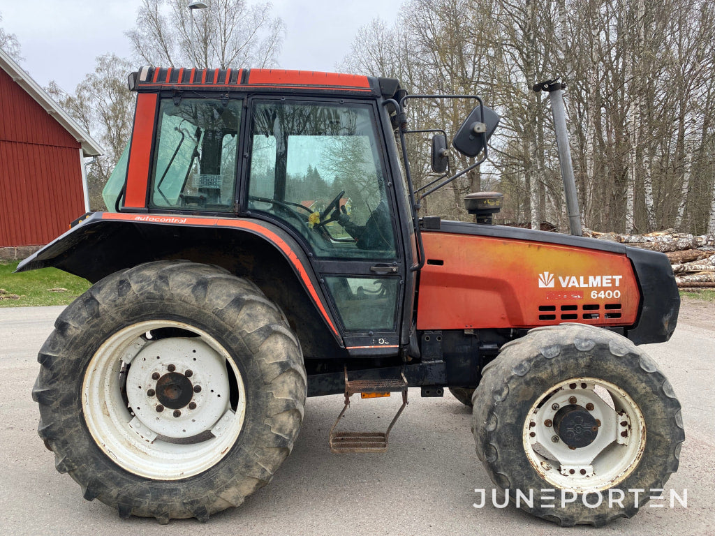 Valmet 6400