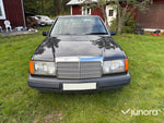 Mercedes-Benz 300E -88