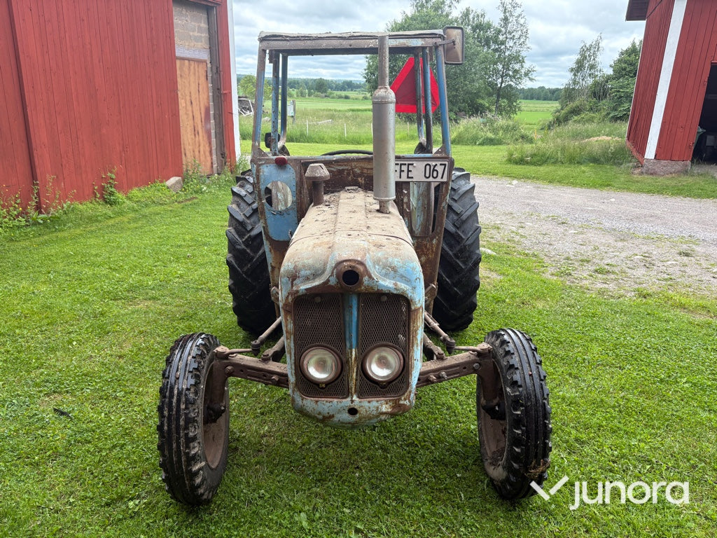Traktor - Ford Fordson Dexa