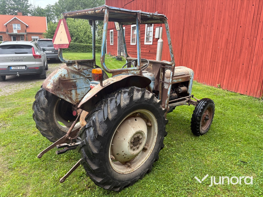 Traktor - Ford Fordson Dexa