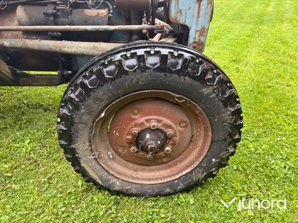 Traktor - Ford Fordson Dexa