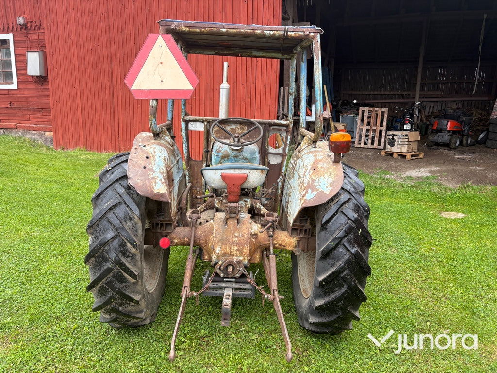 Traktor - Ford Fordson Dexa