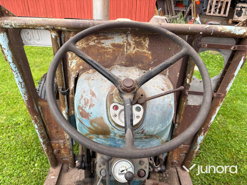 Traktor - Ford Fordson Dexa