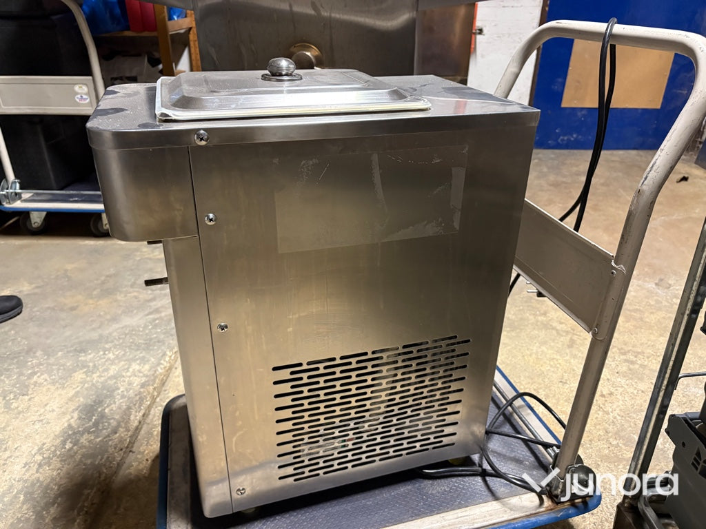 Mjukglassmaskin - 12 L/h Termonord