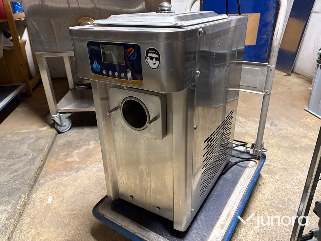 Mjukglassmaskin - 12 L/h Termonord