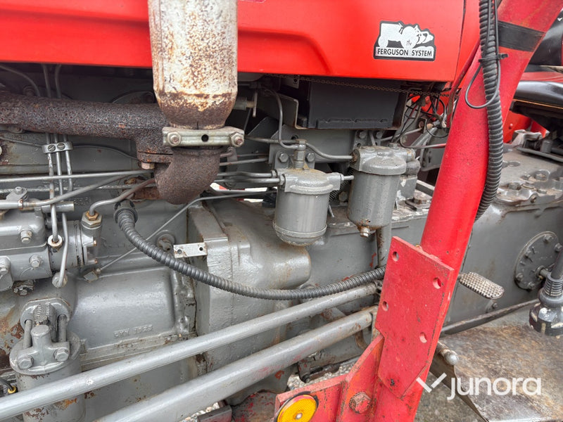Traktor - Massey Ferguson, 35