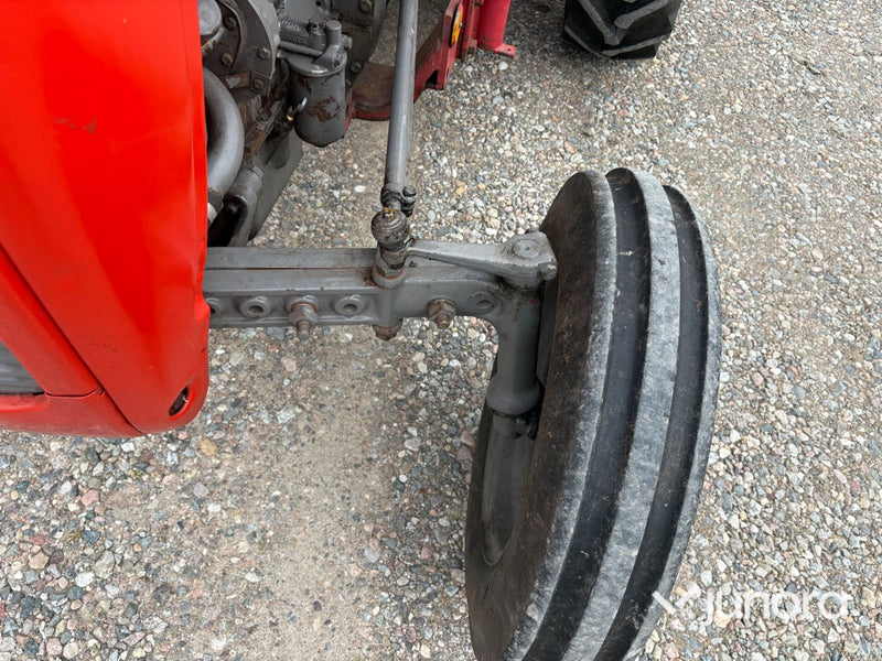 Traktor - Massey Ferguson, 35