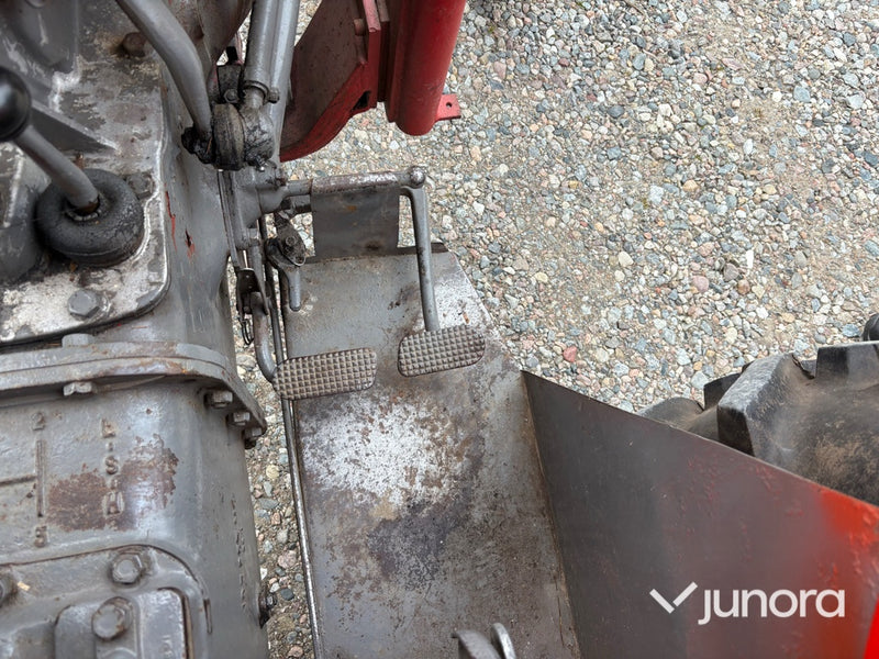 Traktor - Massey Ferguson, 35