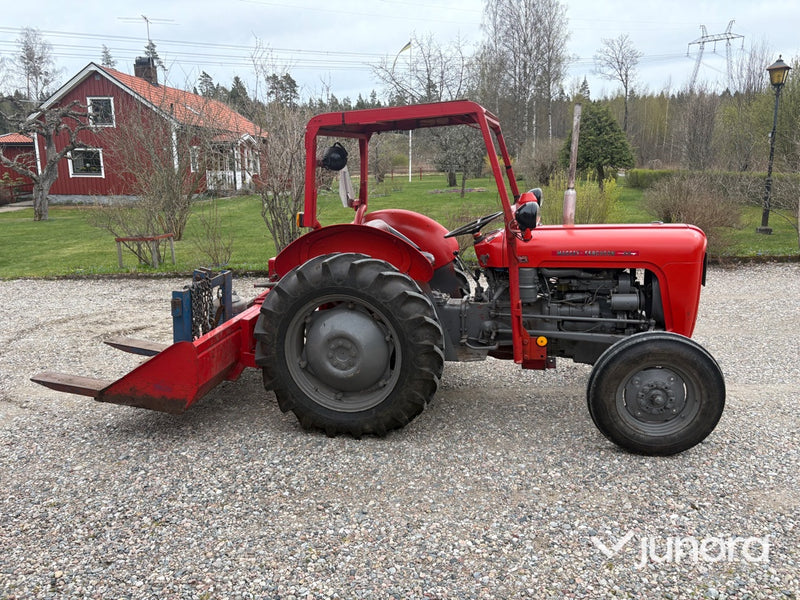 Traktor - Massey Ferguson, 35