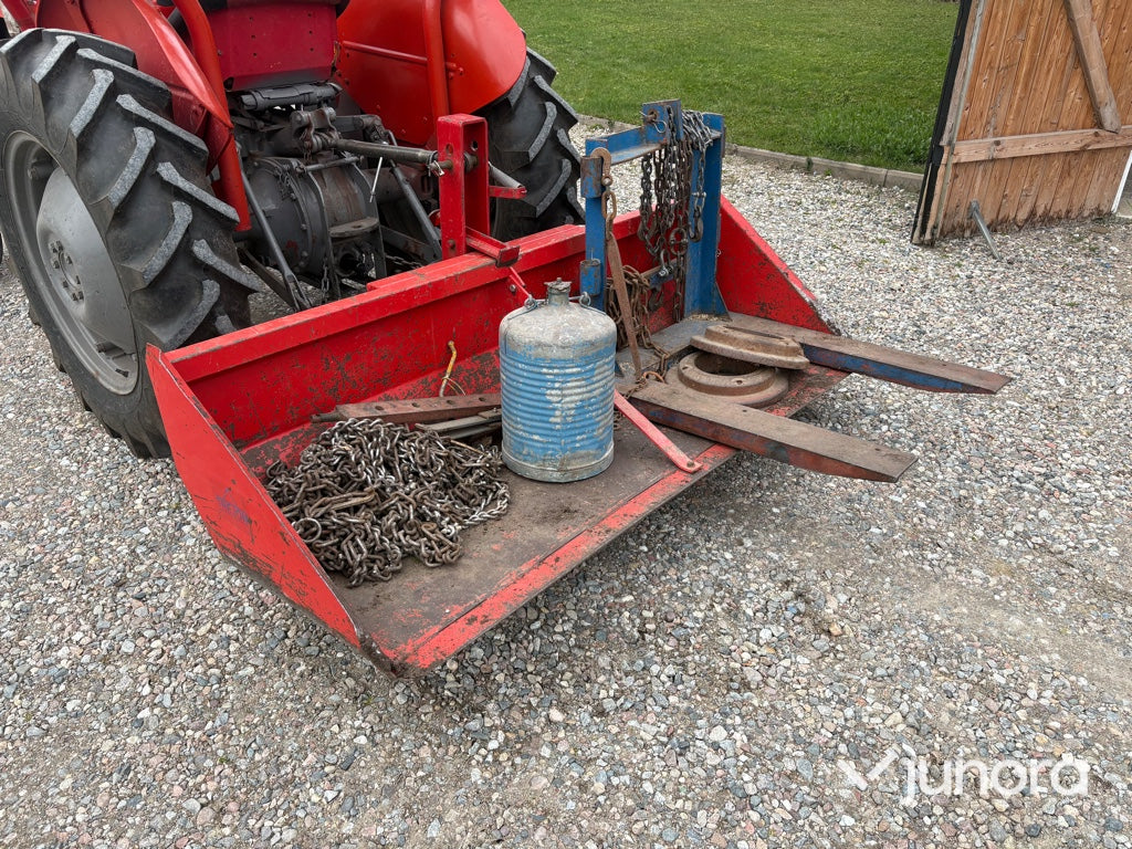 Traktor - Massey Ferguson, 35