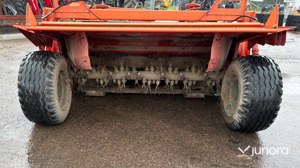 Slåtterkross Kverneland Taarup 4028