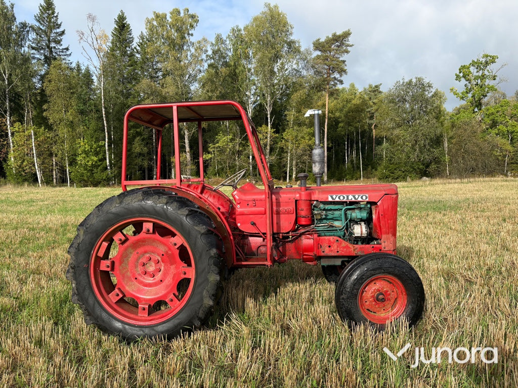 Traktor Volvo BM 400 Buster