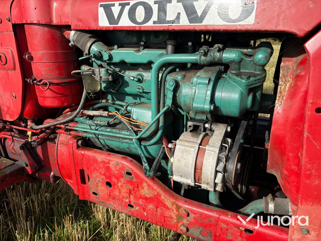 Traktor Volvo BM 400 Buster