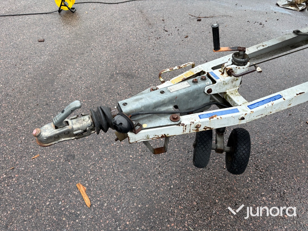Skylift - Dino, 180T-1